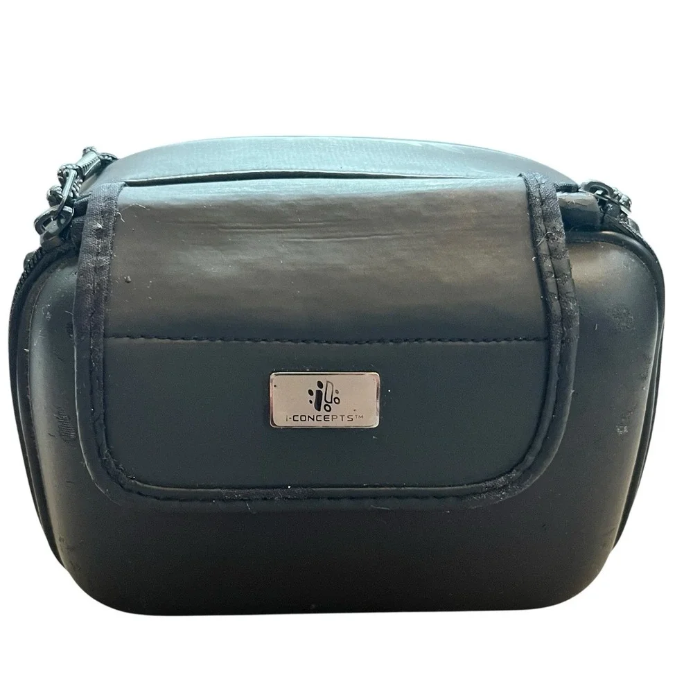 Concepts Digital Camera Case Bag With Carrying Strap Belt Loop Black Padded Zip